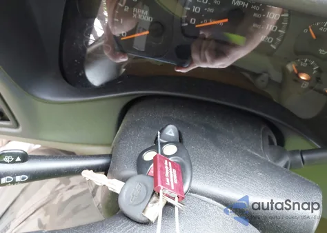 2005 Chevrolet Avalanche 1500 Ls z USA, uszkodzony, nr VIN 3GNEC12Z15G136484